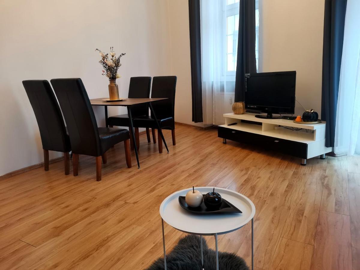 Apartament Na Rynku W Gnieznie Γκνιέζνο Εξωτερικό φωτογραφία